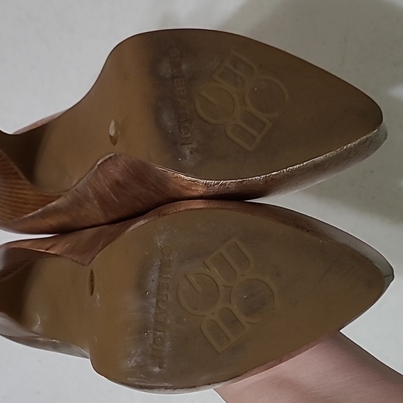 BCBGENERATION Women's Holmy Gold & Brown Marbled-Look Heels Size 7.5 - Picture 11 of 14
